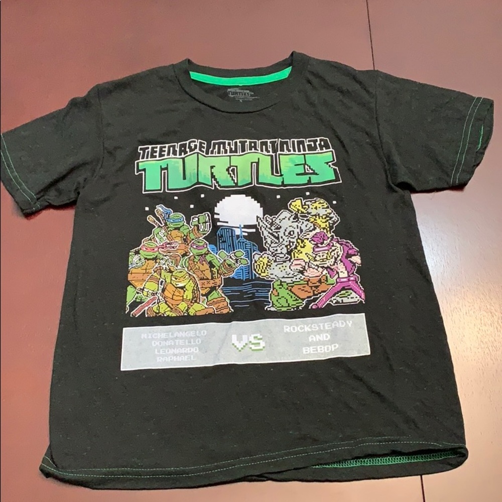 4/$12 NWOT Teenage mutant ninja turtles tshirt